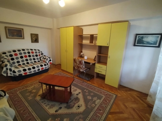 Apartament 2 camere - Centru