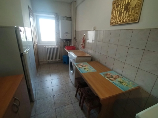 Apartament 2 camere - Centru