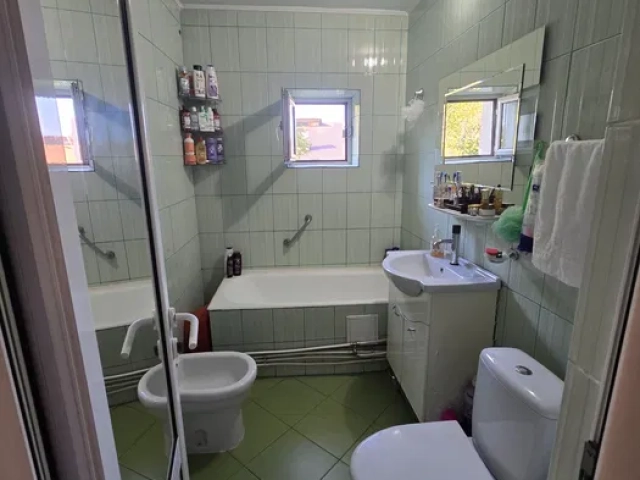 Apartament 3 camere - Centru