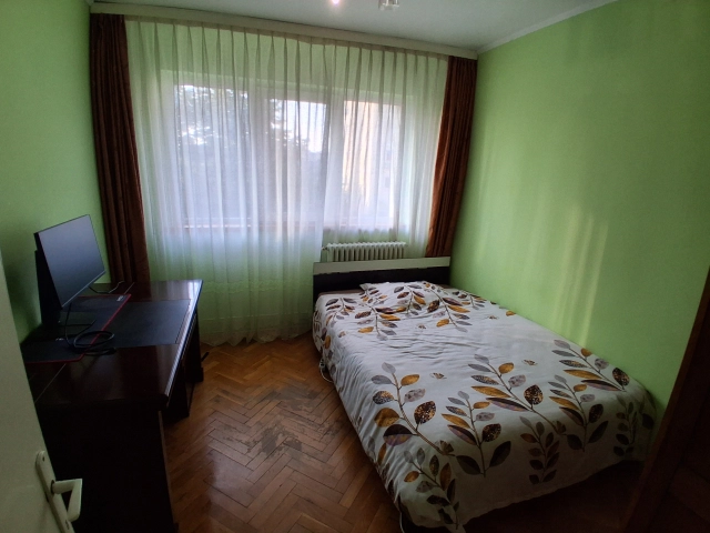 Apartament 3 camere - Centru