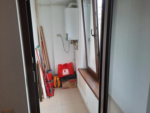 Apartament 3 camere - Centru